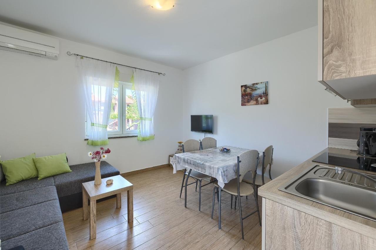 Apartman Mishel 2 Fažana Extérieur photo